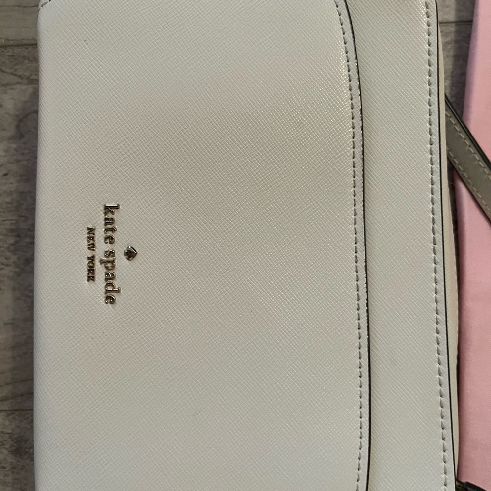 Kate Spade Cream Crossbody Bag - Picture 2 of 12